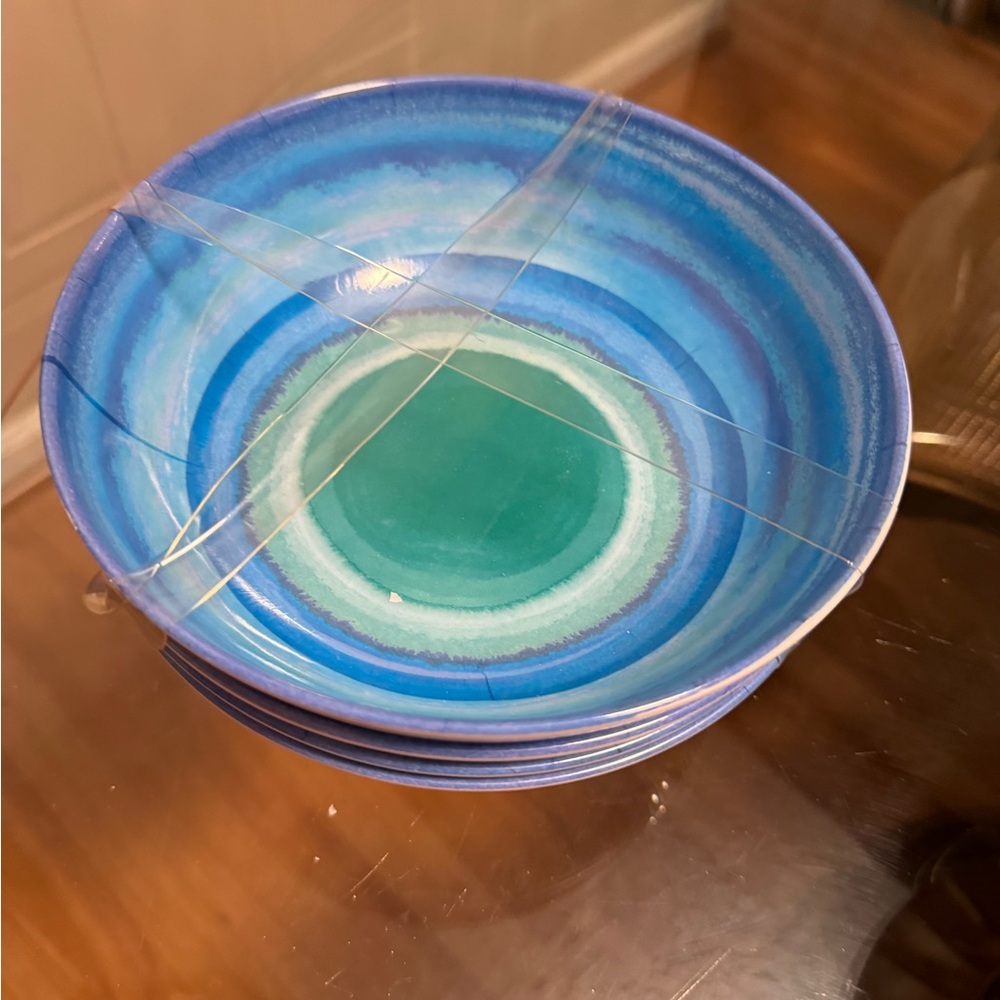 - - Brand New Set Of 4 Pcs Melamine Bowls Salad Bowl 7.5”